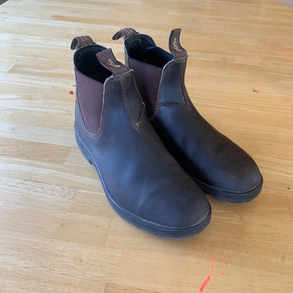 Blundstone brown 500s  Au size 7, equivalent to women's US 10, men's US 8.5/9